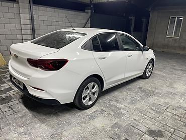оникс машина: Chevrolet Onix: 2020 г., 1 л, Автомат, Бензин, Седан — 4