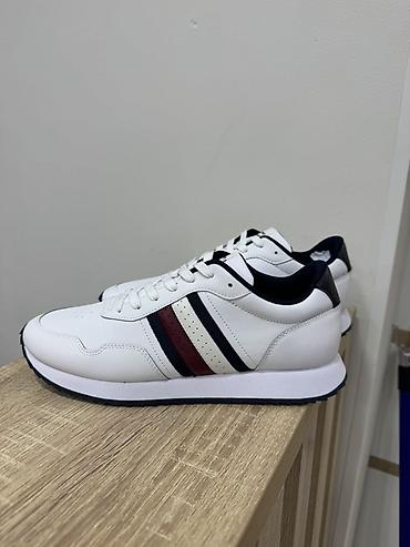 run: Мужские кроссовки, 42, Tommy Hilfiger, Новый, цвет - Белый, Самовывоз — 1