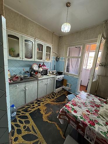 8 микрорайон: 3 комнаты, 78 м², 12 мкр 106 серия, 8 этаж, Старый ремонт — 9
