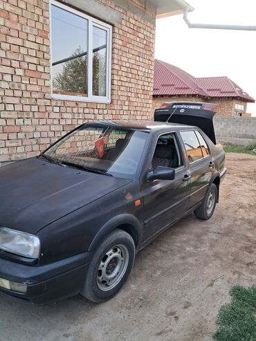 рулевая колонка пассат б3: Volkswagen Vento: 1994 г., 1.8 л, Механика, Бензин, Седан