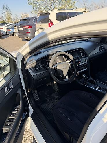 Продажа авто: Hyundai Sonata: 2020 г., 2 л, Автомат, Газ, Седан — 4