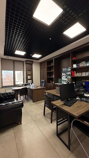 Продажа офисов: Продажа офисов 180 м², С ремонтом, С мебелью, Бизнес центр, 5 этаж — 8