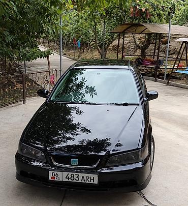 Honda Accord: 2000 г., 2 л, Автомат, Бензин, Седан