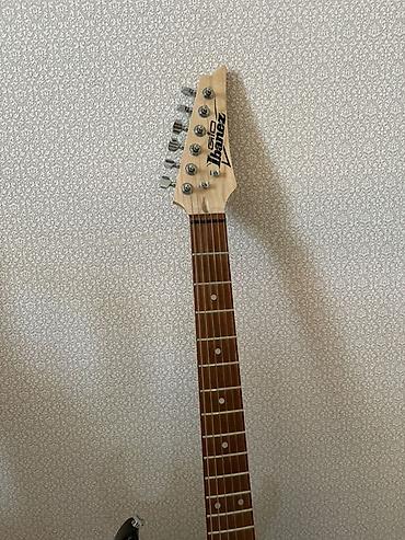 klas 6: İbanez Elektro gitara
360 Azn yeni kimi — 2