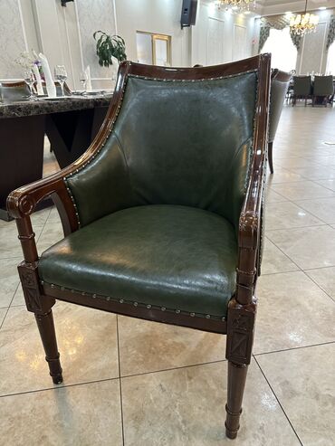 барберское кресло бу: Продается кресла и диваны столы люстры предметы декора торшеры для