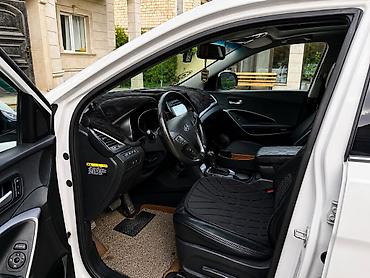 skoda rapid: Hyundai Santa Fe: 2 l | 2016 il Krossover — 3