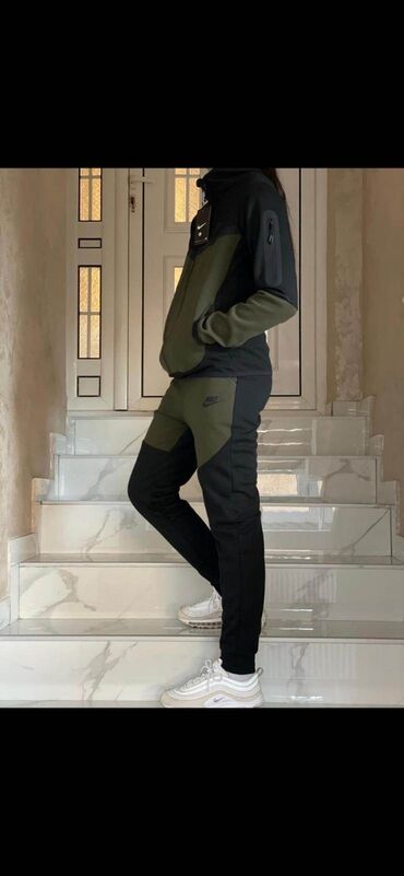 Gornji i donji deo: S-Xl. L — 20