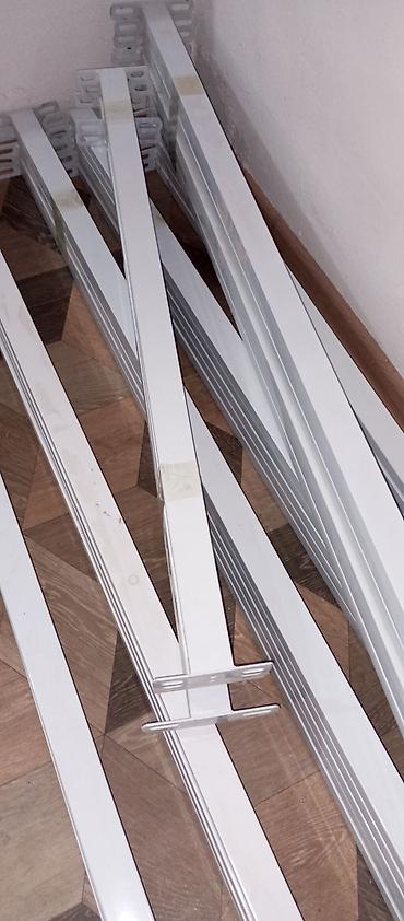 işlenmiş carpayı: Çarpayı hissələri. Kvadrat 4 x 2 sm. Uzunluğu 1.62 və 1.82 m. Yeni — 4