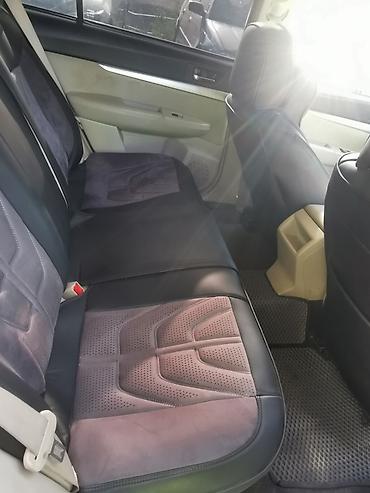 богаж: Subaru Outback: 2010 г., 2.5 л, Вариатор, Газ, Универсал — 9