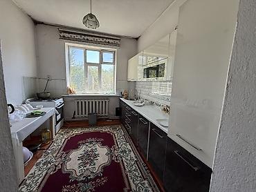 домики бишкек: Продаю дом большой ж/м Ала-Тоо 1 газ свет канализация участок 5 соток — 10