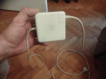raca kamere: Apple punjac.
Adapter za laptopIspravan — 2