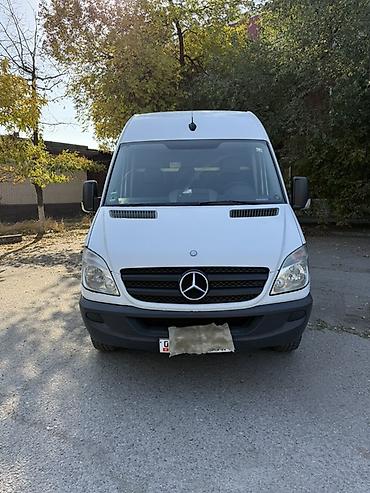 mercedes e200: Mercedes-Benz Sprinter фургон, белый, длинная база и высокий кузов — 3