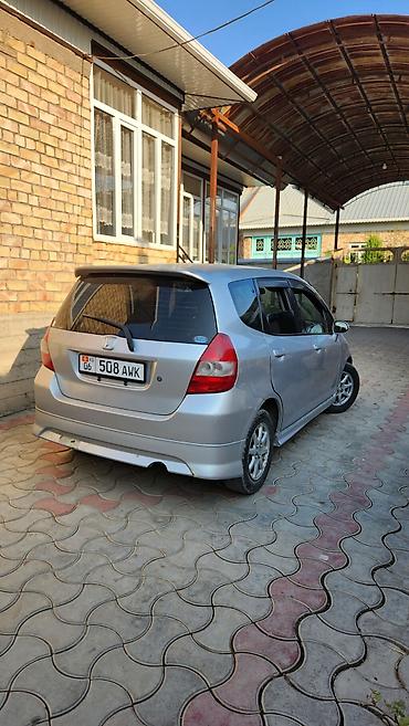 мотор нексия 1: Honda Fit: 2001 г., 1.3 л, Автомат, Бензин, Хэтчбэк — 2