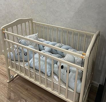 lay lay matras: Oğlan və qız üçün, İşlənmiş, Dördbucaq, Beşik, Dəst ilə, Matras ilə, Yellənmə mexanizmi ilə — 2