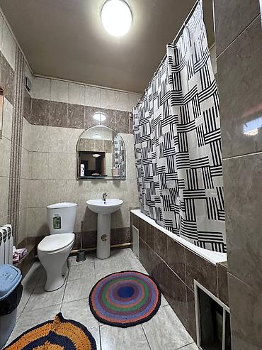 район гес 2: 📍 Чернышевского пер. 🔘5-комнатный 🔘Этаж 1 🔘80м² Продается уютный — 9