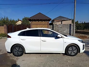 zero x neo: Hyundai Ioniq: 2019 г., 1.6 л, Автомат, Гибрид, Хэтчбэк — 3