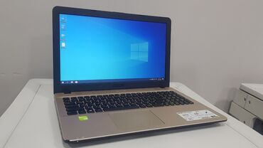 asus x550: Intel Core i3, 4 GB, 15.6 "