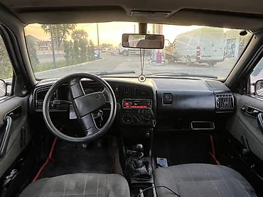 Volkswagen: Volkswagen Passat Variant: 1990 г., 1.8 л, Универсал — 8