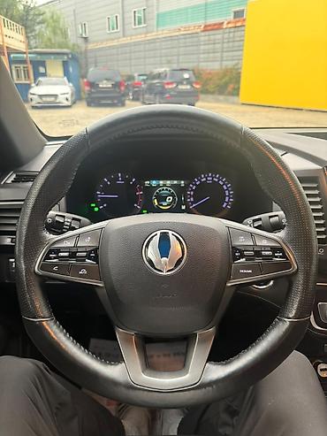 avensis 2001: Ssangyong Rexton Sports: 2019 г., 2.2 л, Автомат, Дизель, Пикап — 9