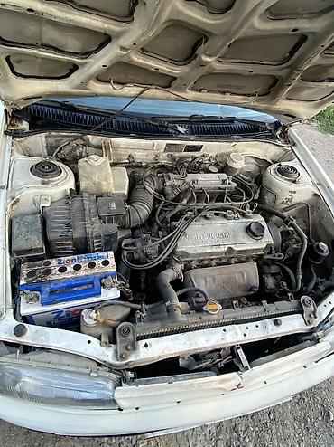 lancer: Mitsubishi Lancer: 1993 г., Бензин, Седан — 7