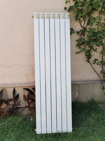 kombi radyator: İşlənmiş Panel Radiator Alüminium, Ünvandan götürmə, Zəmanətsiz, Kredit yoxdur