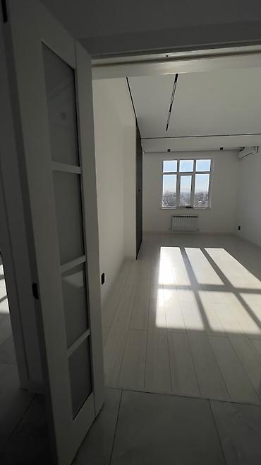 Продажа квартир: 1 комната, 47 м², Пишпек Элитка, 5 этаж, Дизайнерский ремонт — 7