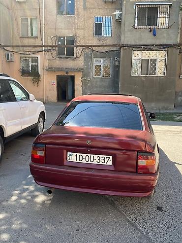 Opel: Opel Vectra A sedan – bord rəng, 4 qapılı, ön çəkişli. 0773441138 — 2