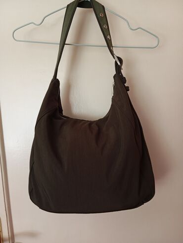 pojasevi za haljine: Shoulder bag, Zara