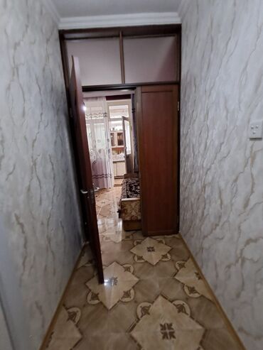 lenkeran ev kirayesi: Gəncə, 3 otaqlı, Köhnə tikili, 75 kv. m
