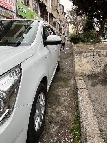 Chevrolet: Chevrolet Cobalt: 1.5 l | 2023 il 160025 km Sedan — 6