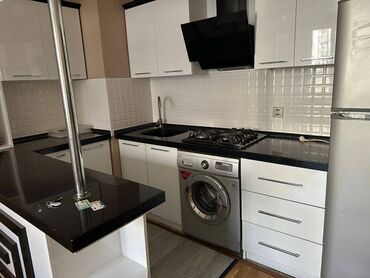 Uzunmüddətli kirayə mənzillər: Qarayev metrosu yaxınlığı 17.11 mərtəbə 2 otaq bütün şəraiti olan — 4