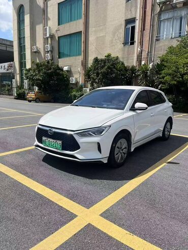 купить машины: BYD : 2022 г., 0.1 - engine capacity л, Автомат, Электромобиль, Кроссовер