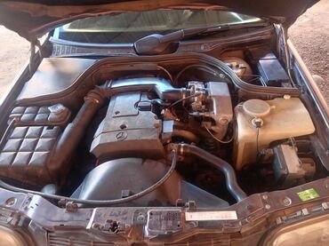 Mercedes-Benz: Mercedes-Benz C 180: 1.8 l | 1995 il Sedan — 6