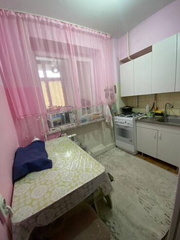 Автобизнес: 2 комнаты, 48 м², Индивидуалка, 2 этаж, Евроремонт