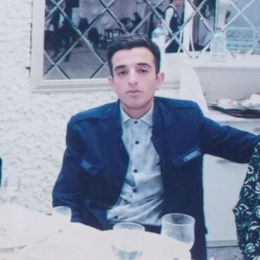 Marketoloqlar: Marketoloq, 29 yaş, Təcrübəli, 1/1 — 4