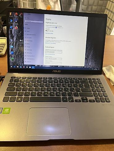 ASUS: ASUS noutbuk - Model xətti: ASUS VivoBook (gövdə üzərində ASUS — 4