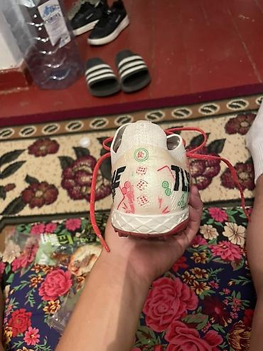 азиаты: Футбольные бутсы Kelme для игры на искусственном покрытии. Размер 40.5 — 2
