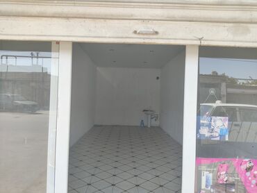 Kommersiya daşınmaz əmlakının satışı: Ramana sovxozda,super yerde, astanovkada, yol qiraginda 5 obyektden ve — 11