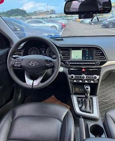 Hyundai Avante: 2018 г., 1.6 л, Автомат, Бензин, Седан — 3