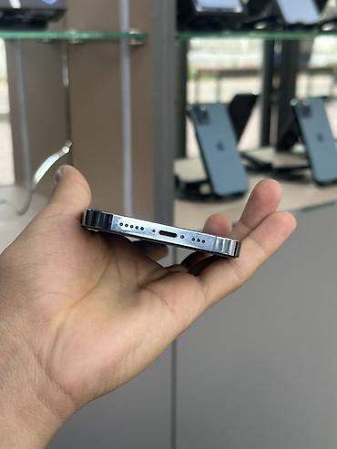 Apple iPhone: IPhone 13 Pro, Б/у, 512 ГБ, Голубой, Зарядное устройство, Защитное стекло, Чехол, В рассрочку, 88 % — 3