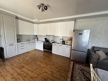 Долгосрочная аренда домов: 311 м², 8 комнат — 11