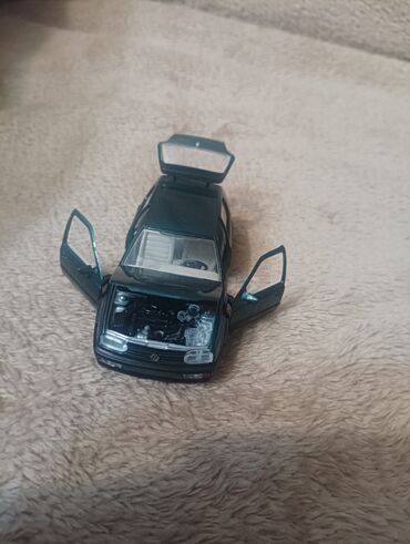 Модели автомобилей: Продаю!!! Модельку Голф3 Гольф3 Golf3 хэчбэк 5-дверный (игрушку) — 7