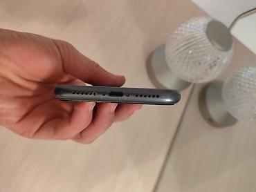 iphone 11: Из минусов основная камера дёргается и акб менялся В остальном в — 7