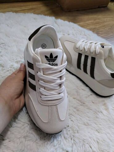 economic parfemi muski 132: Trainers, size - 38