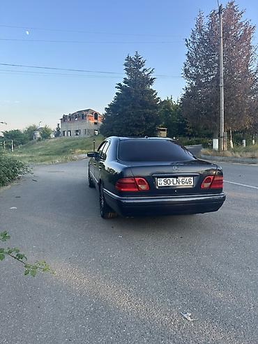 фольксваген пассат 1: Mercedes-Benz E-Class: 2.4 л | 1998 г. Седан — 2