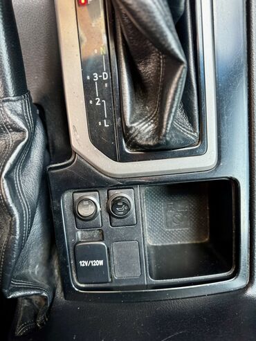 Toyota: Toyota Land Cruiser Prado: 2.7 l | 2011 il Ofrouder/SUV — 8