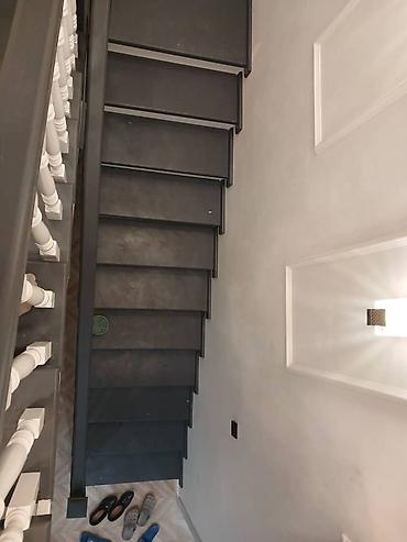 Деревянные лестницы: Деревянная лестница Для дома, Вид дерева: Орех, Форма лестницы: Много-маршевая, Стиль: Классический — 12