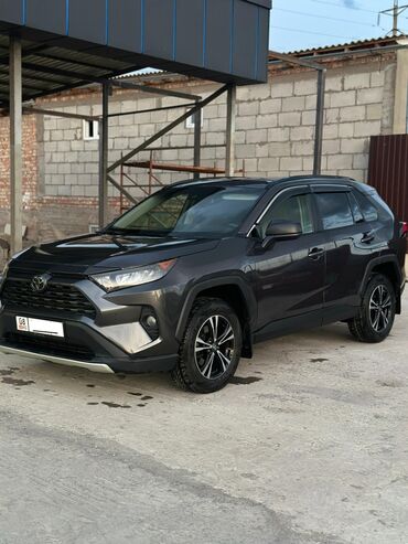 Toyota: Toyota RAV4: 2019 г., 2.5 л, Автомат, Бензин, Кроссовер