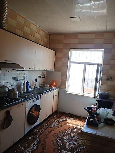 ev alqi sat: 3 otaqlı, 75 kv. m, Kredit yoxdur, Orta təmir — 3