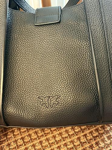 coach бишкек: PINKO — стильная кожаная сумка, чёрная Продаю оригинальную сумку — 4